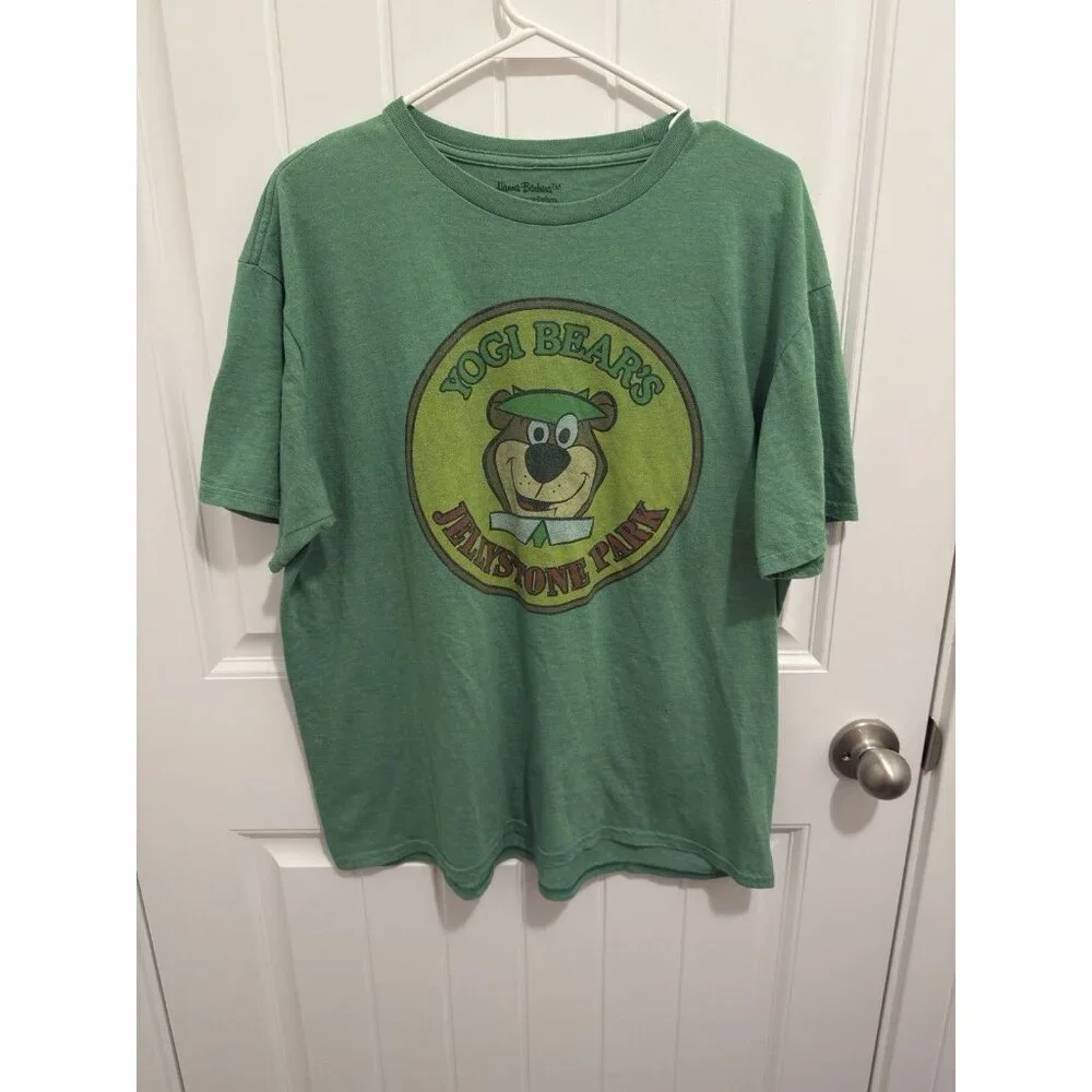 Yogi Bear's Jellystone Park Green Men's Tshirt‎ Size XL